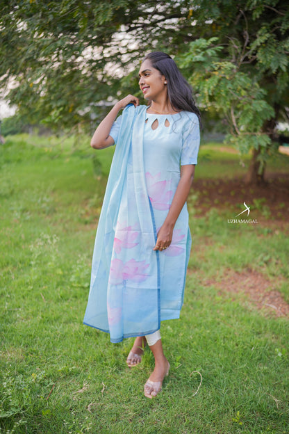 Lotus Breeze Kurti