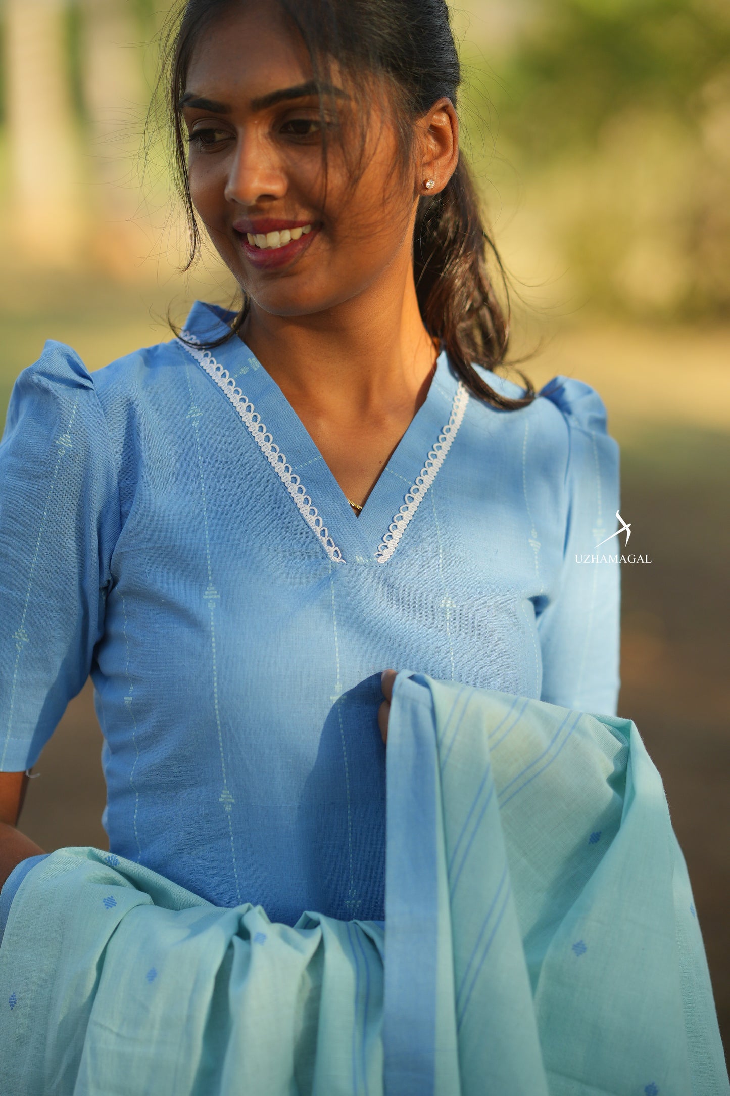 Neela Nilavu