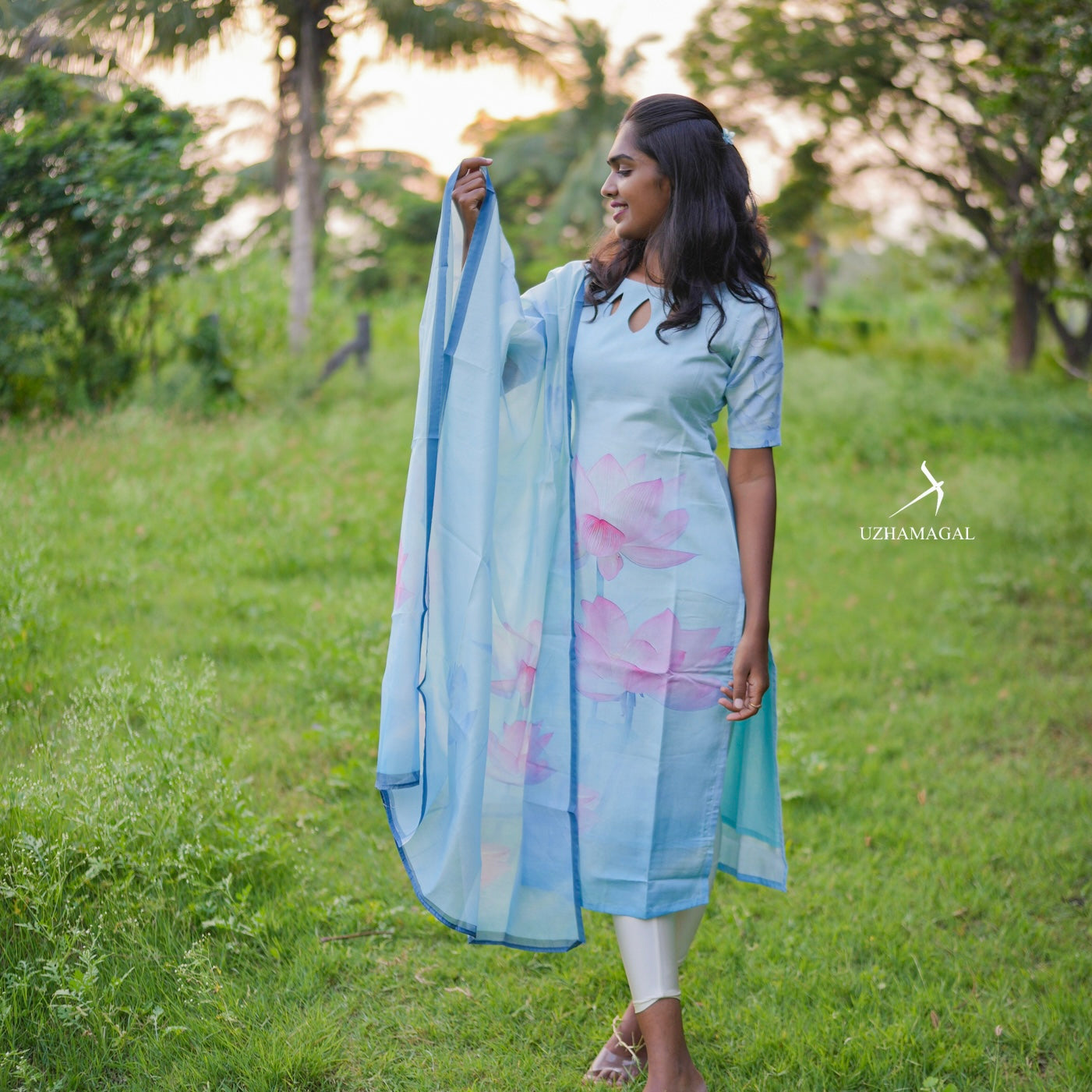 Lotus Breeze Kurti